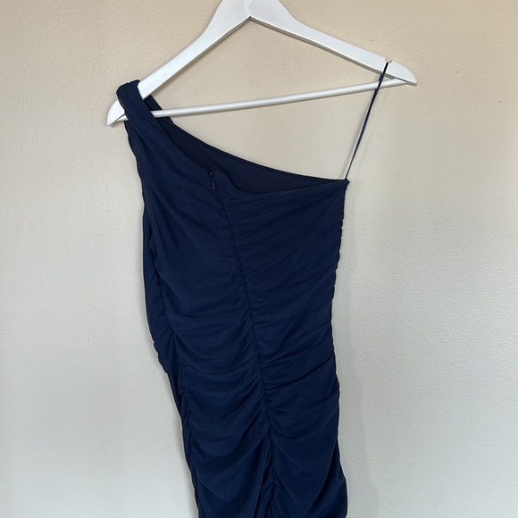 Love By Design One Shoulder Bodycon Evening dress - Picture 4 of 5